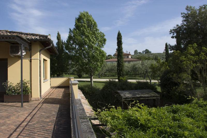 Agriturismo Scuderie Della Contea Sutri Exteriör bild